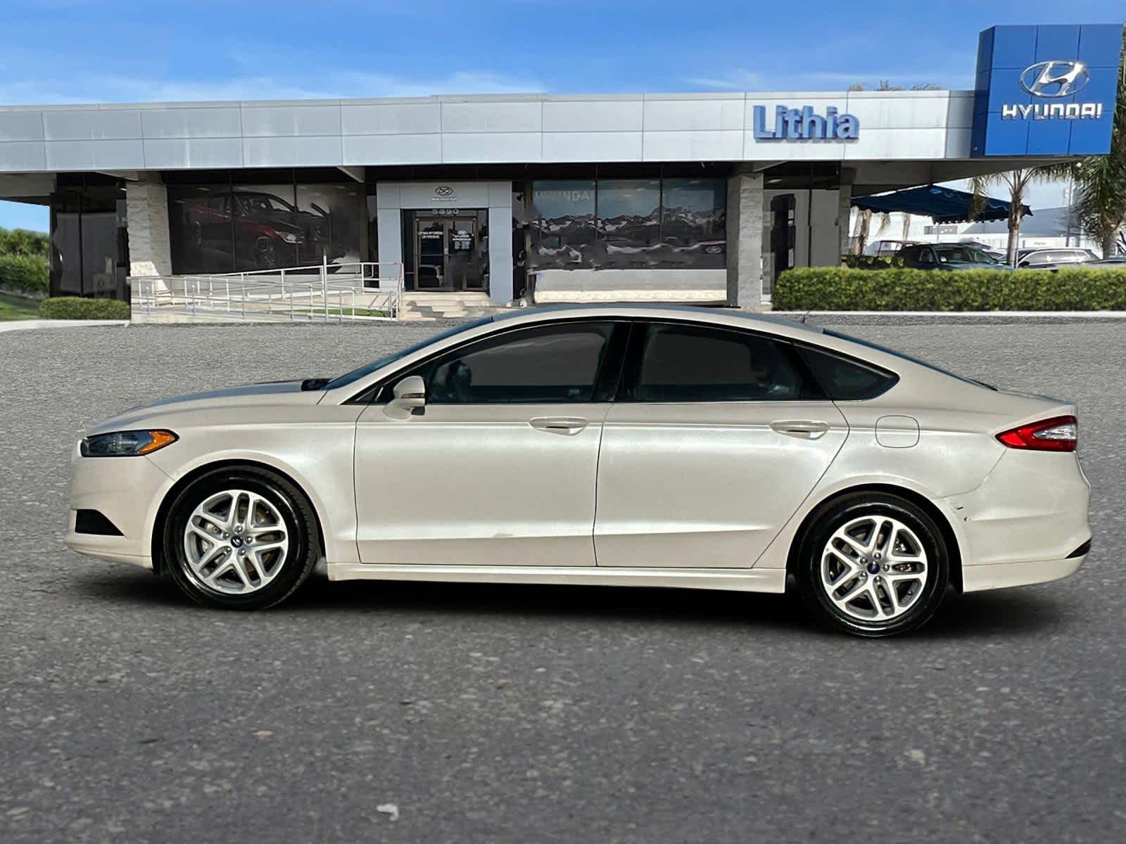 2016 Ford Fusion SE 5