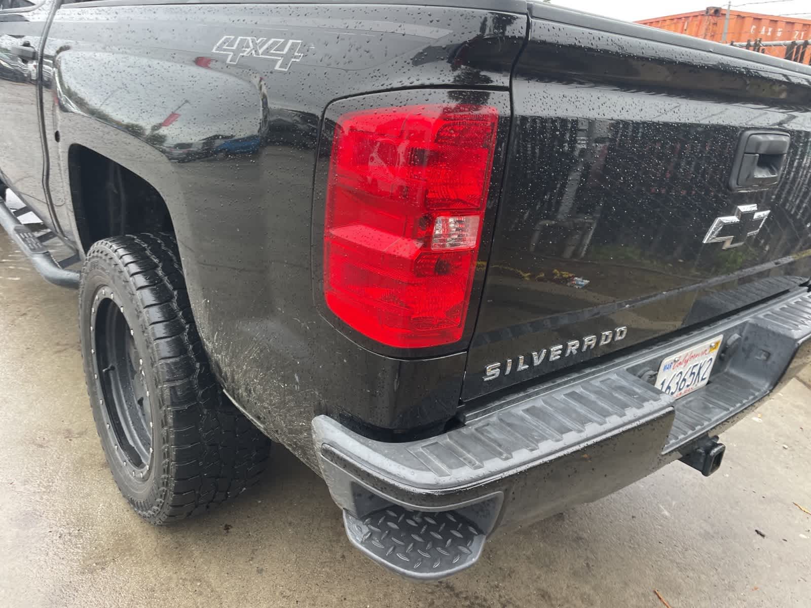 2018 Chevrolet Silverado 1500 Custom 4WD Crew Cab 143.5 23