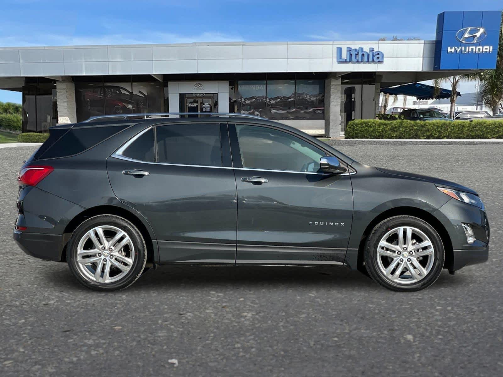 2018 Chevrolet Equinox Premier 8