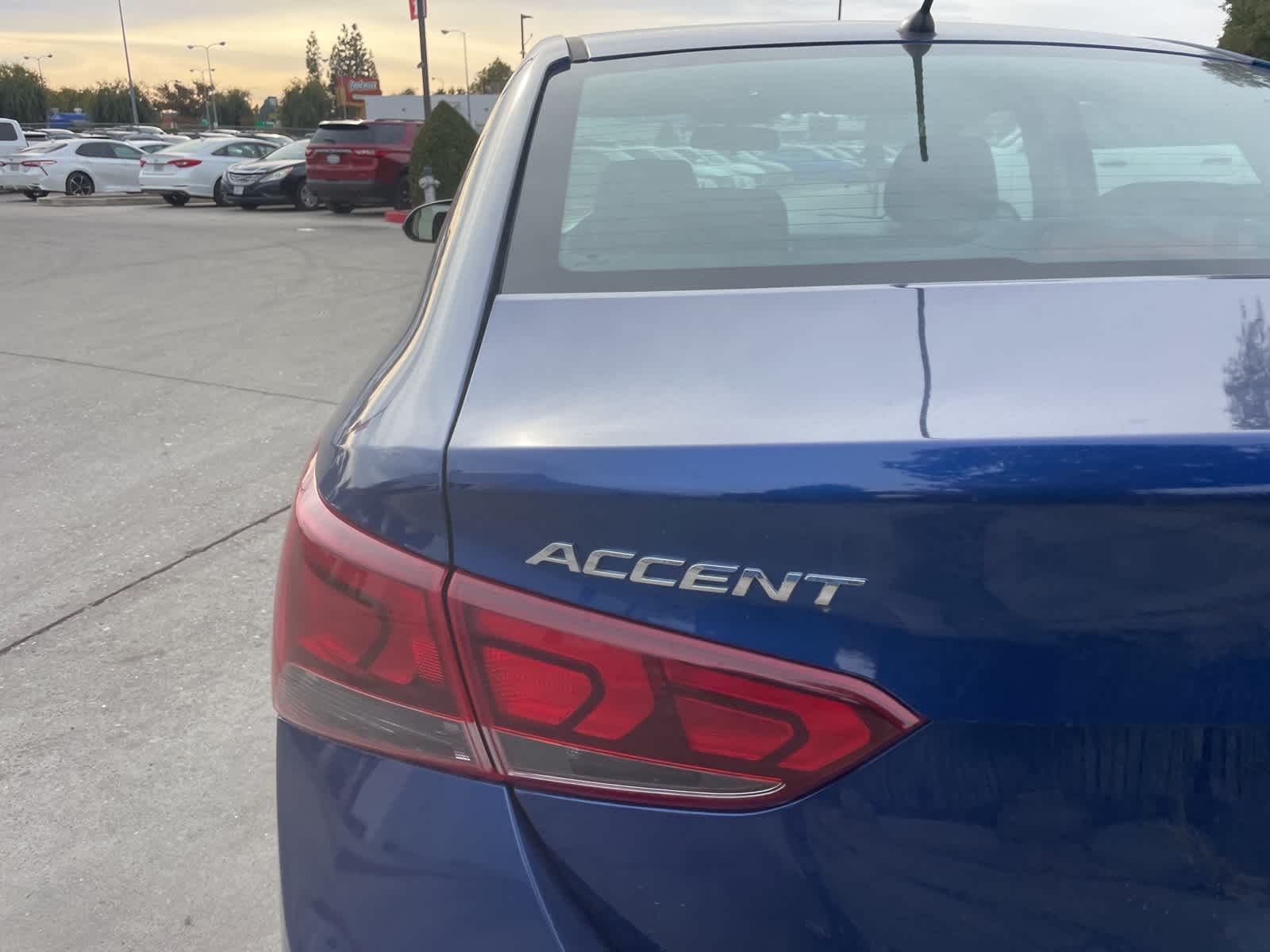 2021 Hyundai Accent SE 17