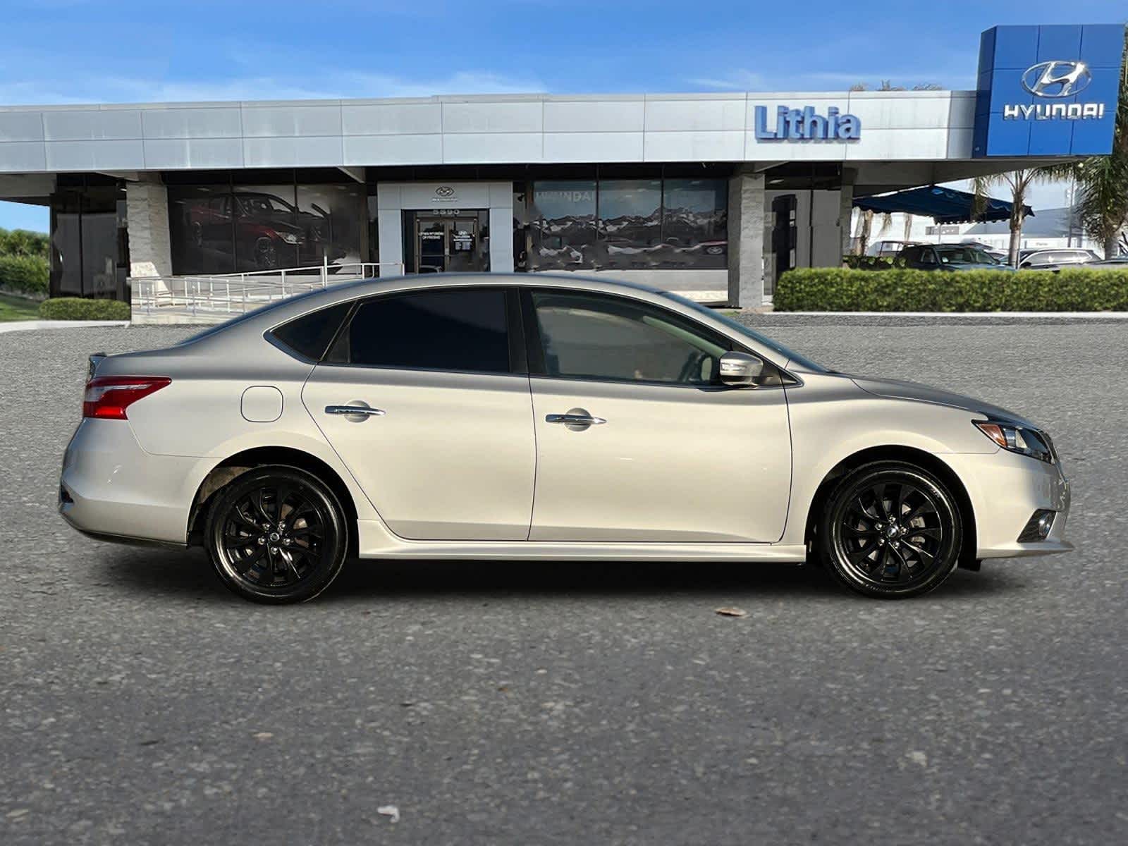 2019 Nissan Sentra SR 8