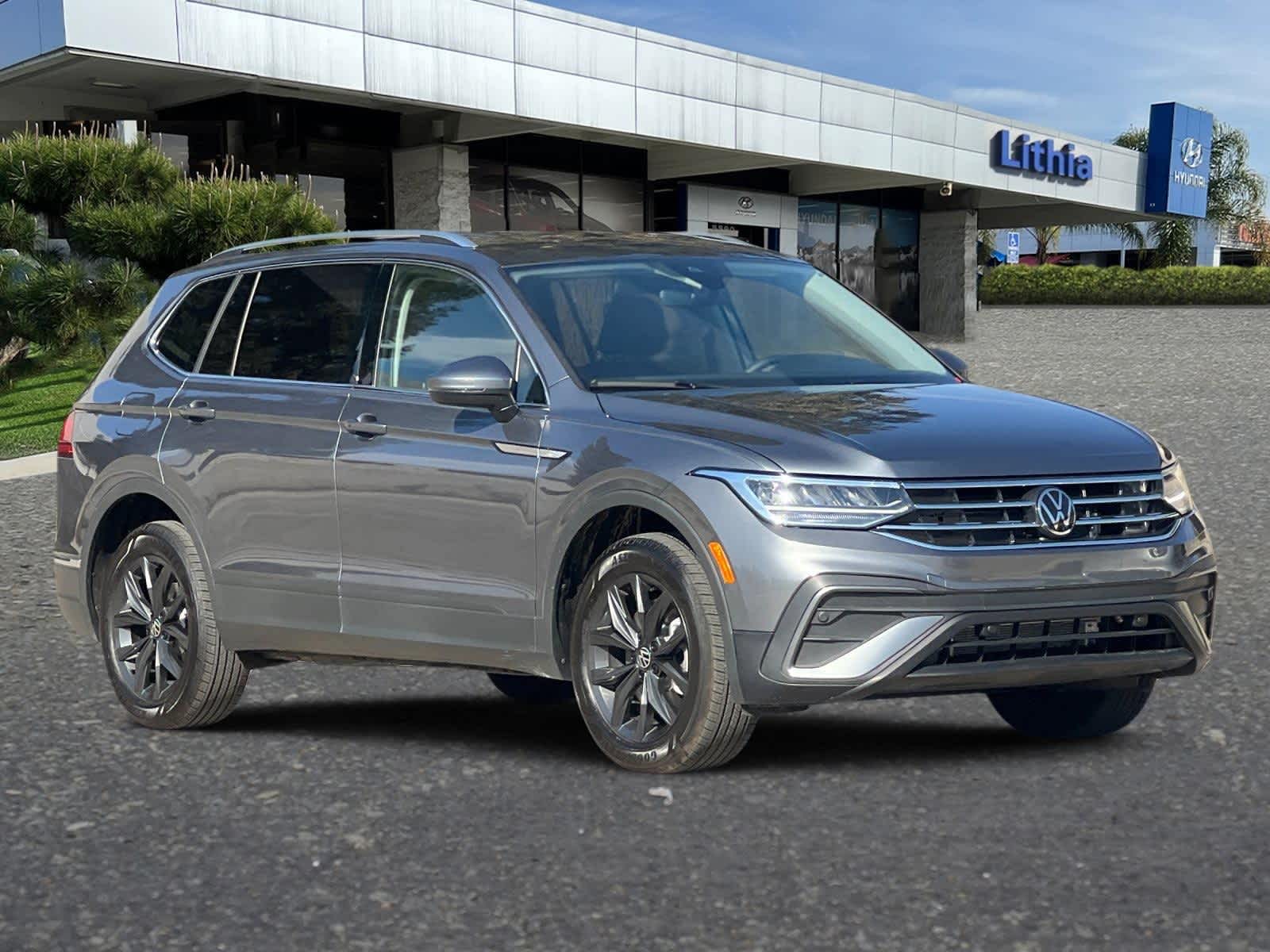 2024 Volkswagen Tiguan SE 9