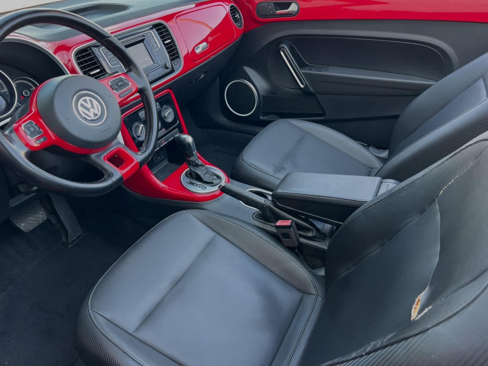 2019 Volkswagen Beetle S 11