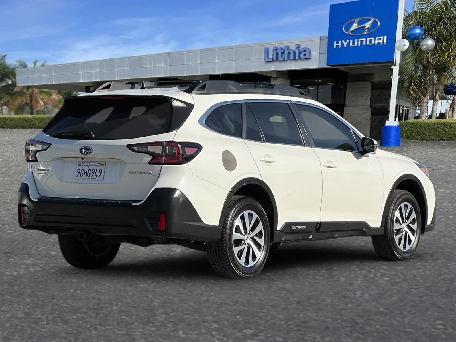 2021 Subaru Outback Premium 2