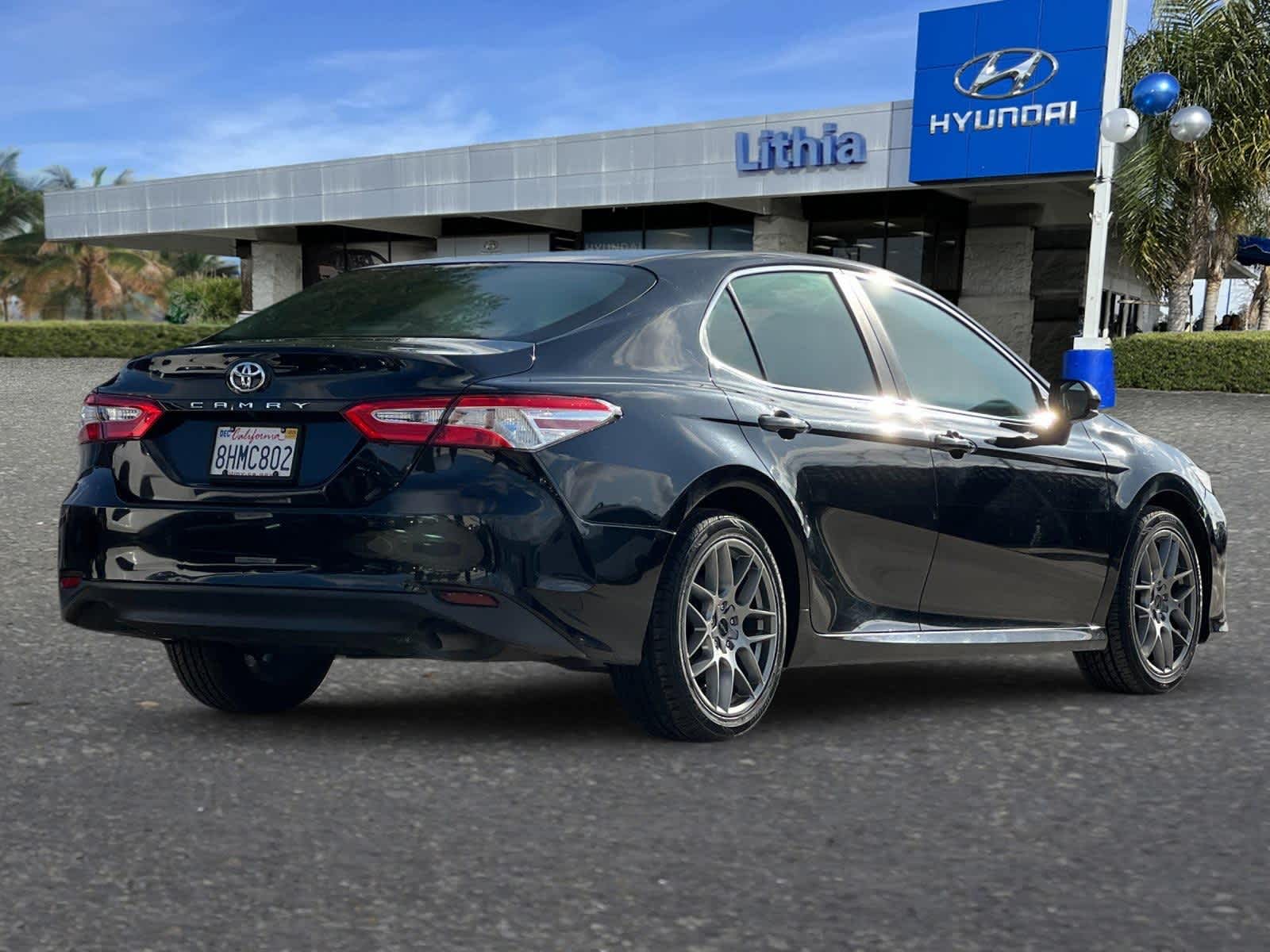 2018 Toyota Camry LE 2