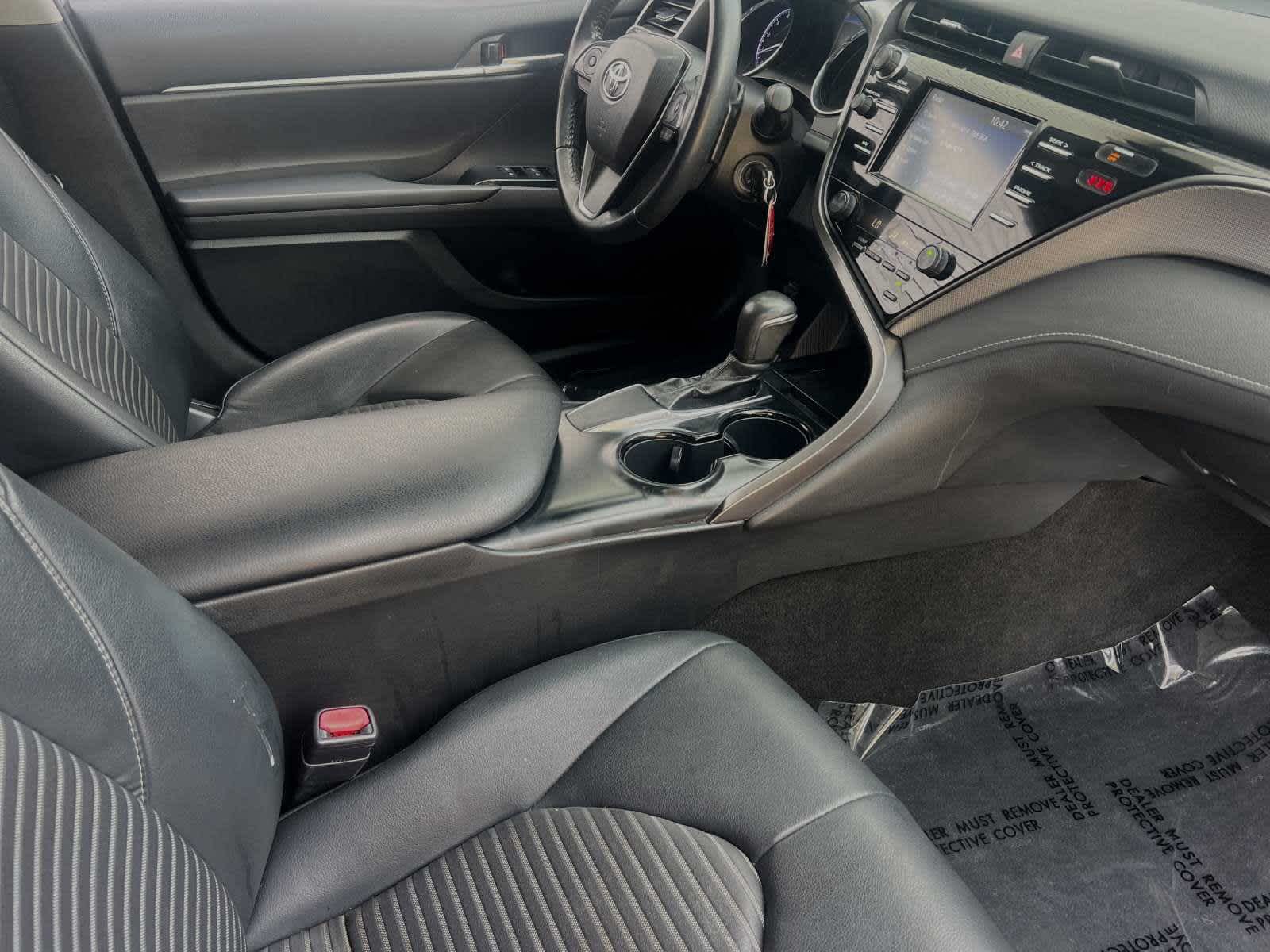 2019 Toyota Camry SE 15