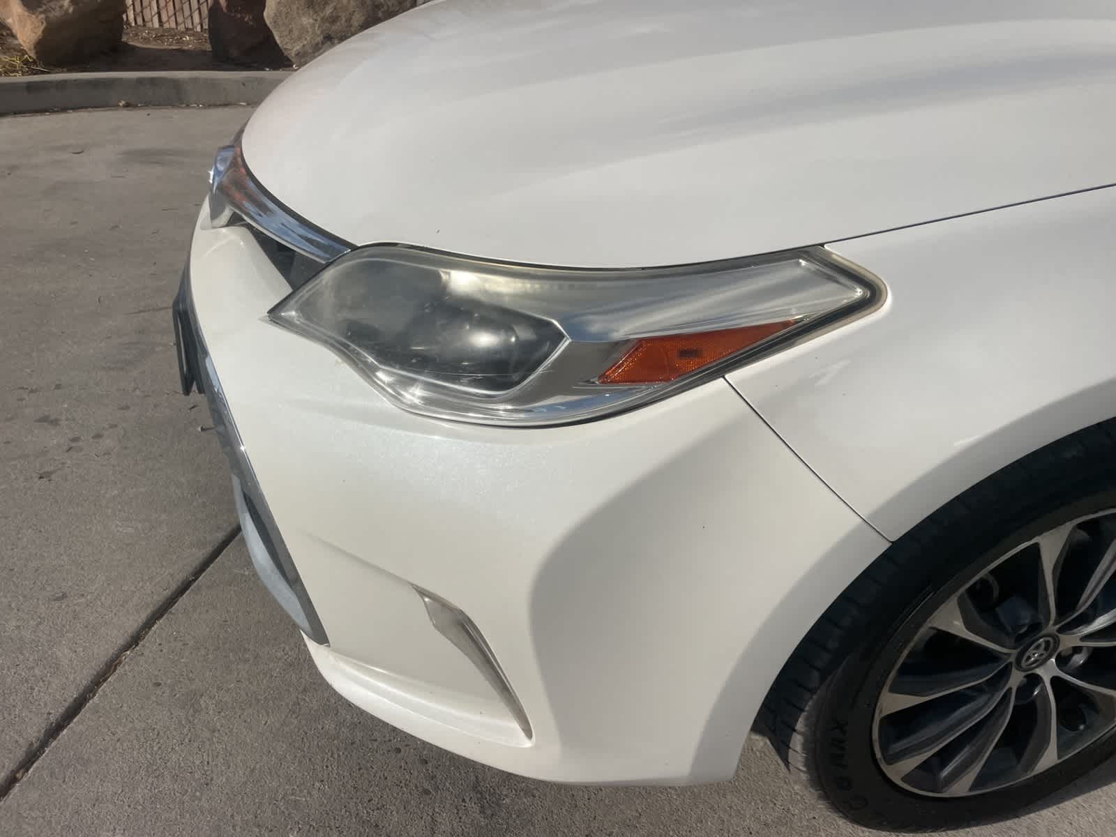 2016 Toyota Avalon XLE Premium 8