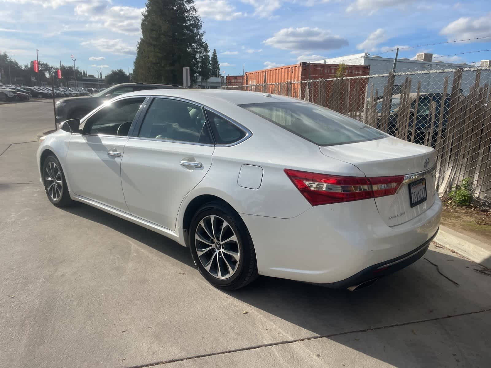 2016 Toyota Avalon XLE Premium 3