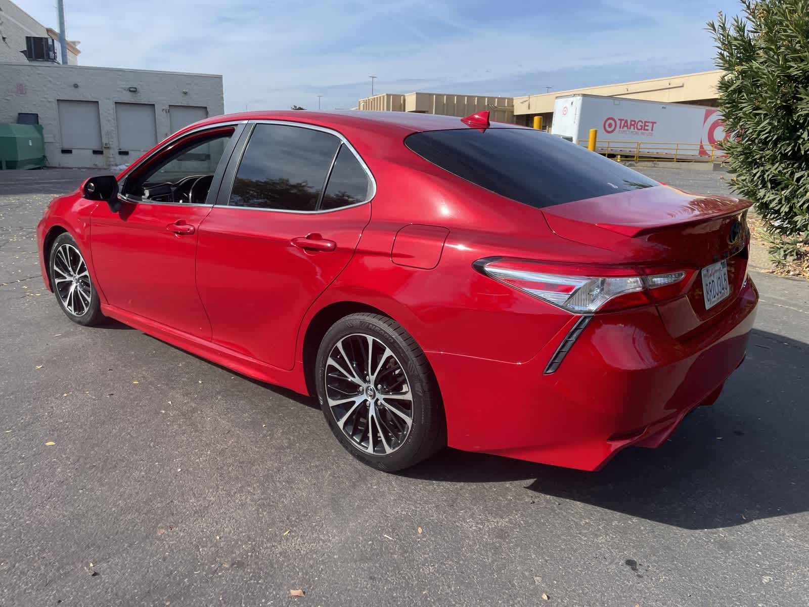 2020 Toyota Camry SE 7