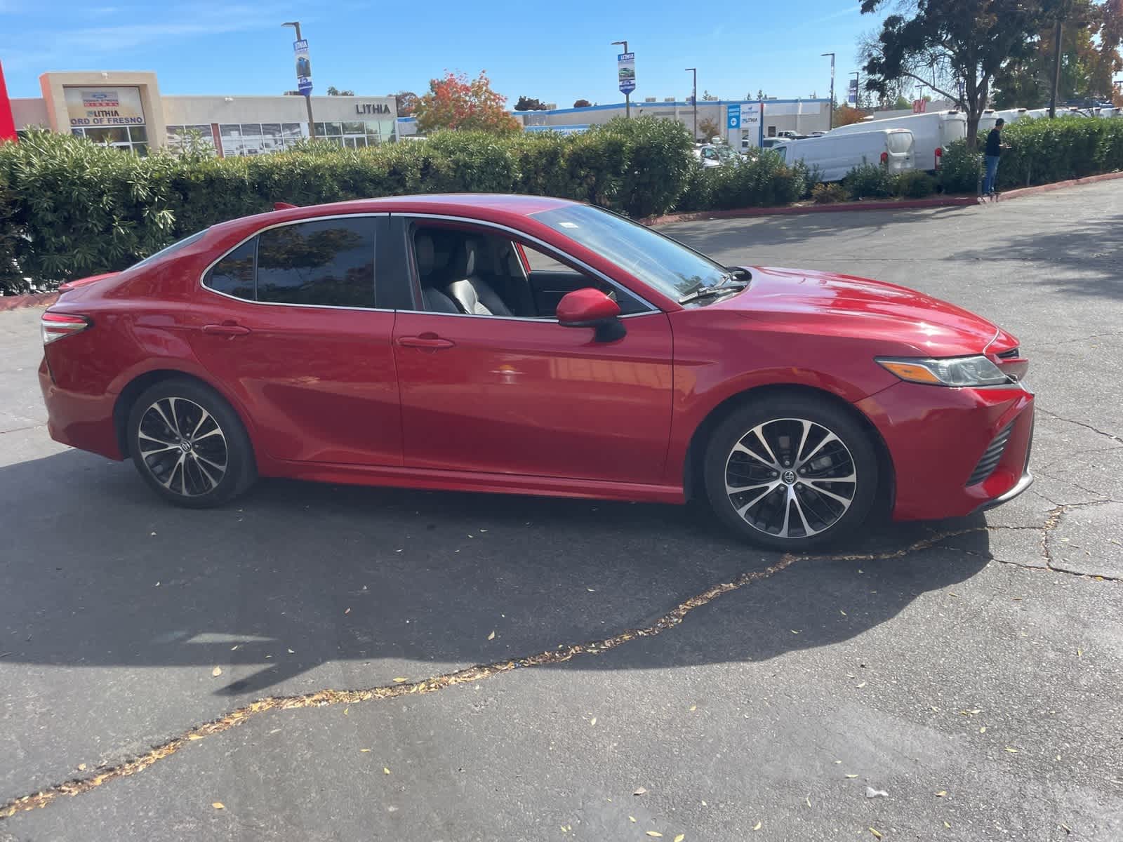 2020 Toyota Camry SE 5