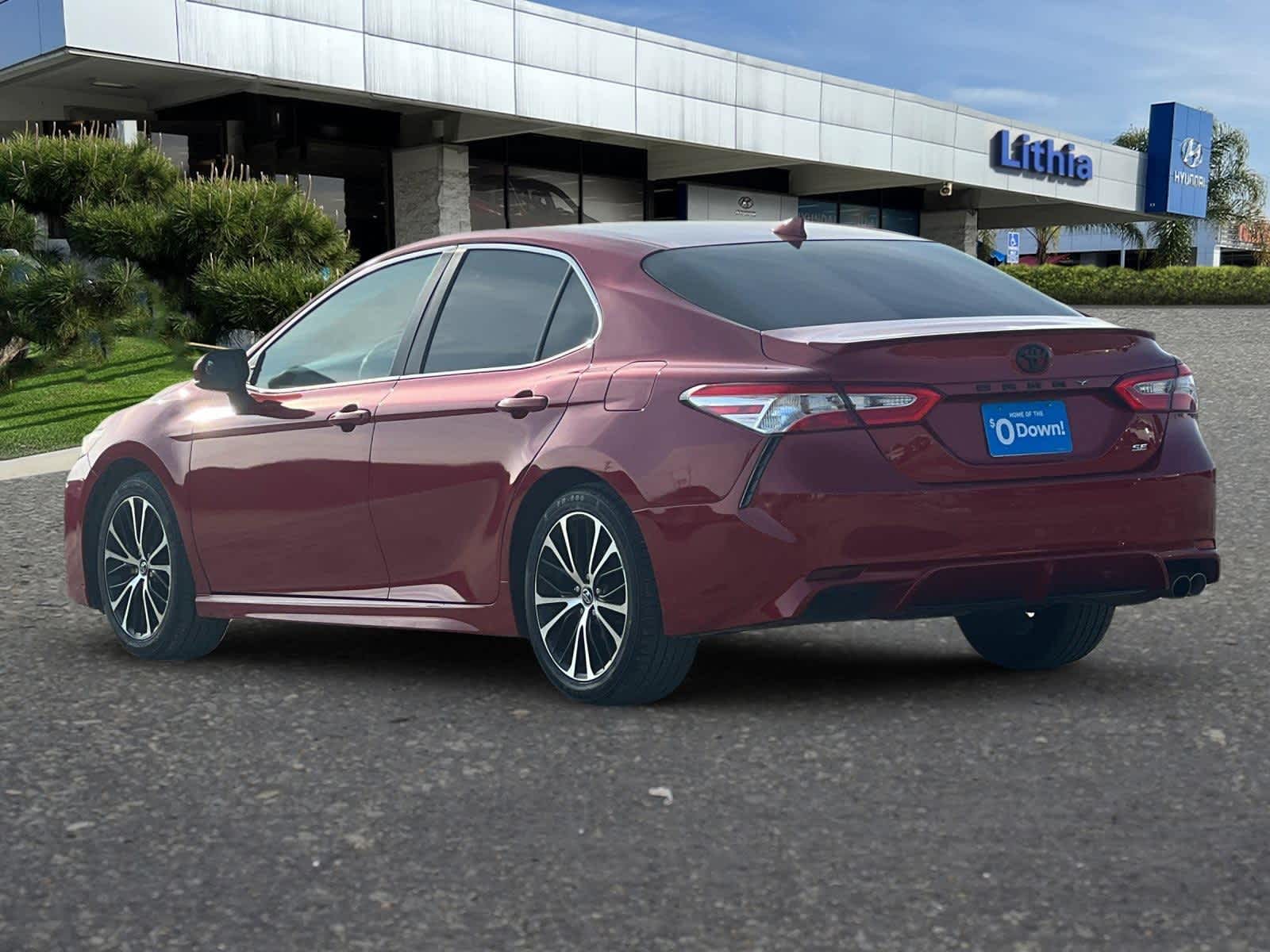 2020 Toyota Camry SE 6