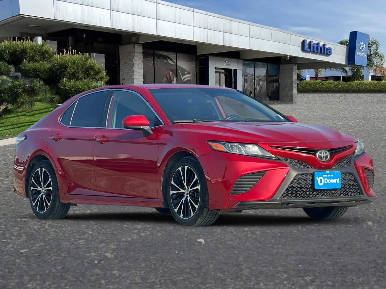 2020 Toyota Camry SE 9