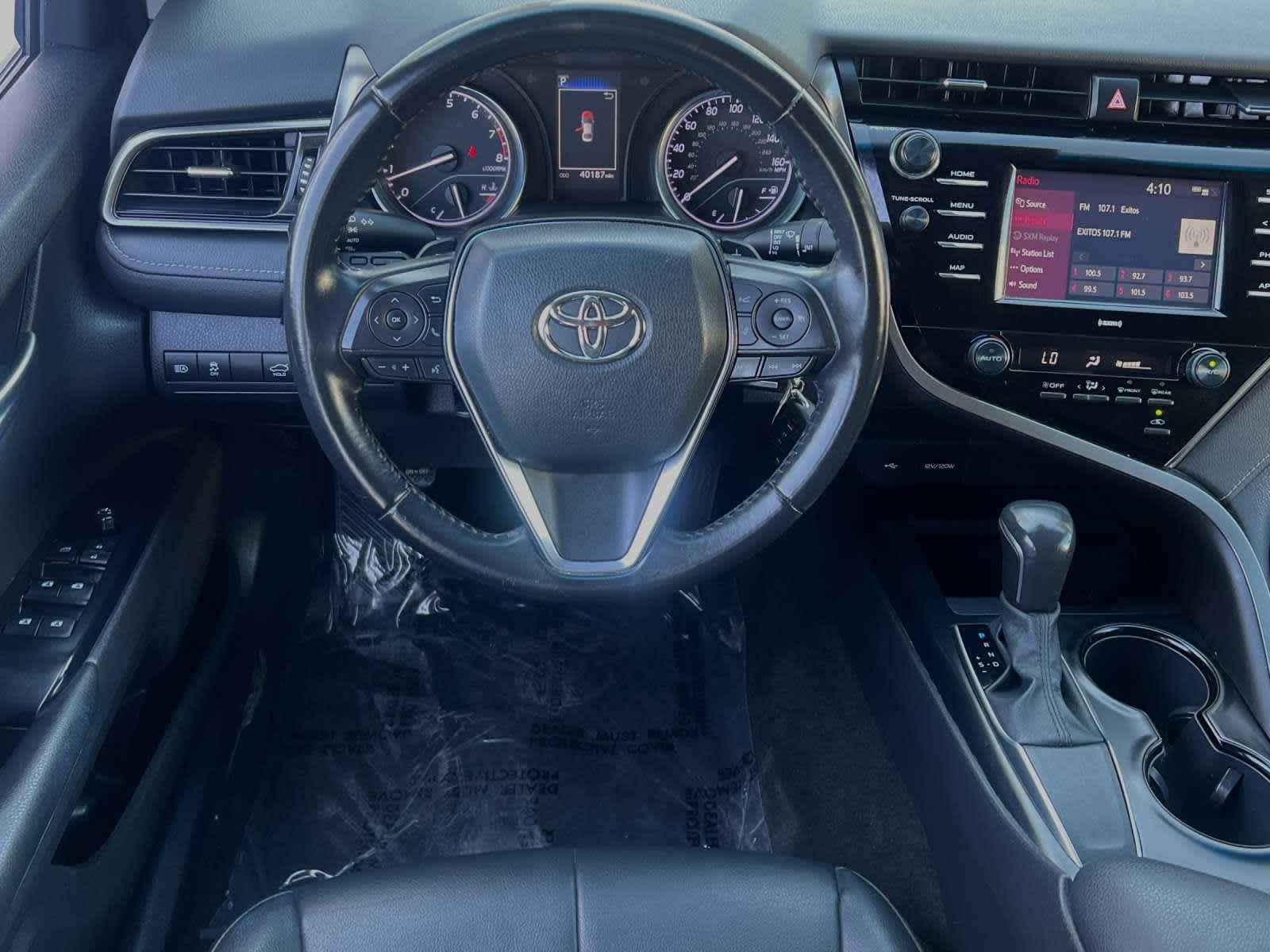 2020 Toyota Camry SE Nightshade 14