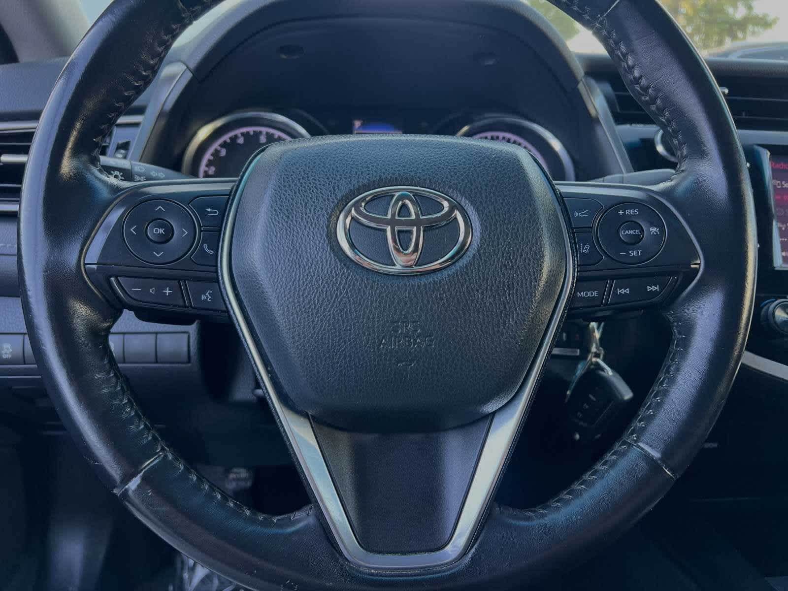 2020 Toyota Camry SE Nightshade 21