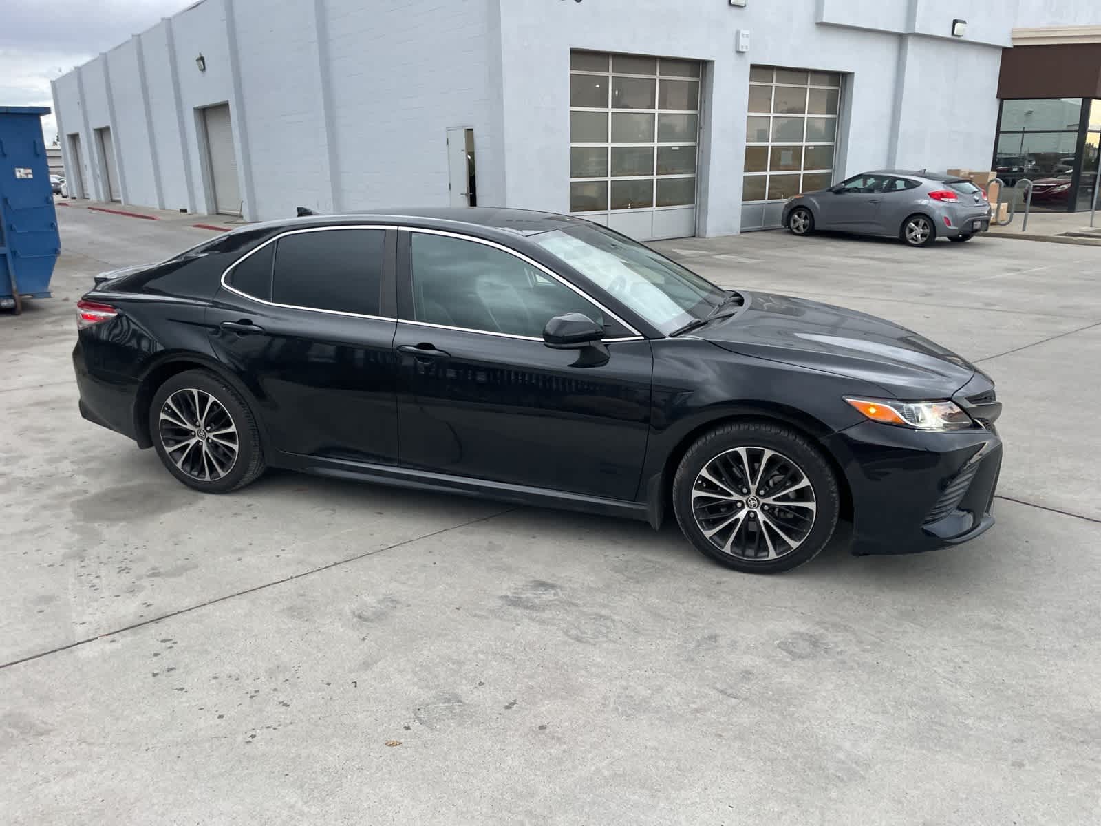 2020 Toyota Camry SE 5