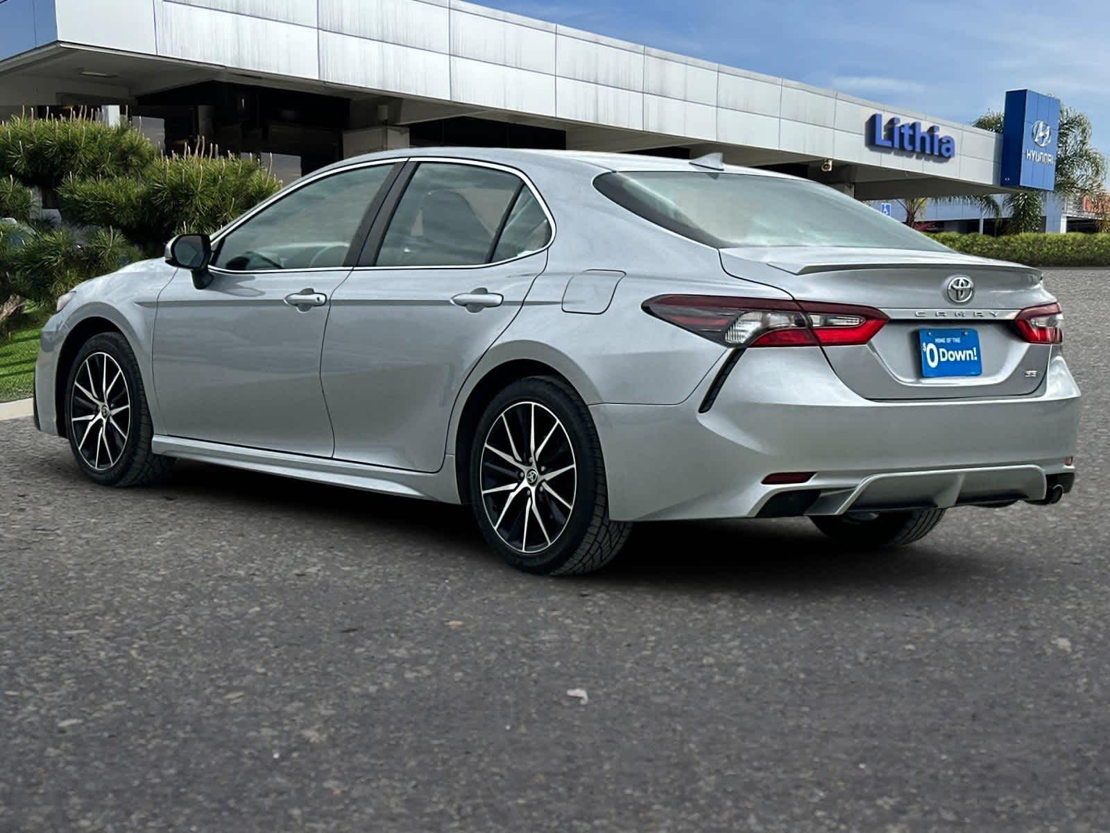 2021 Toyota Camry SE 6