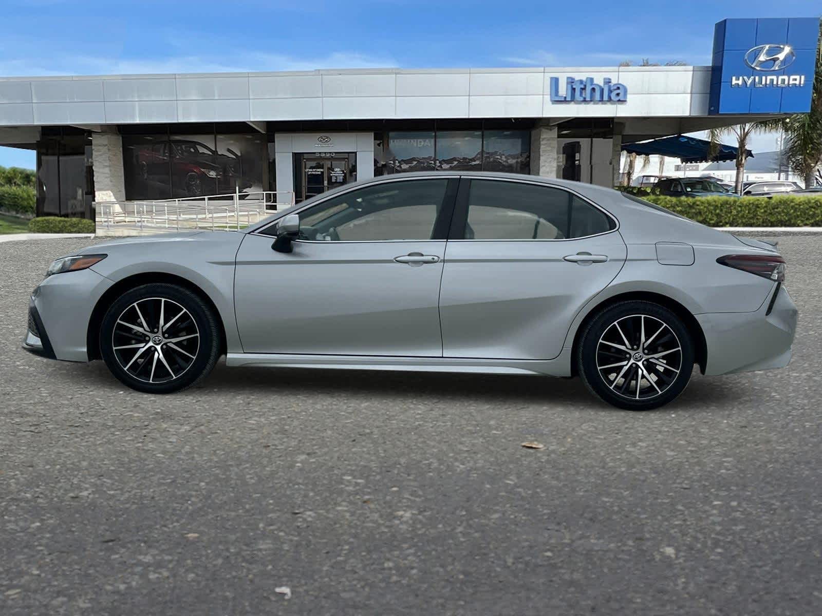 2021 Toyota Camry SE 5