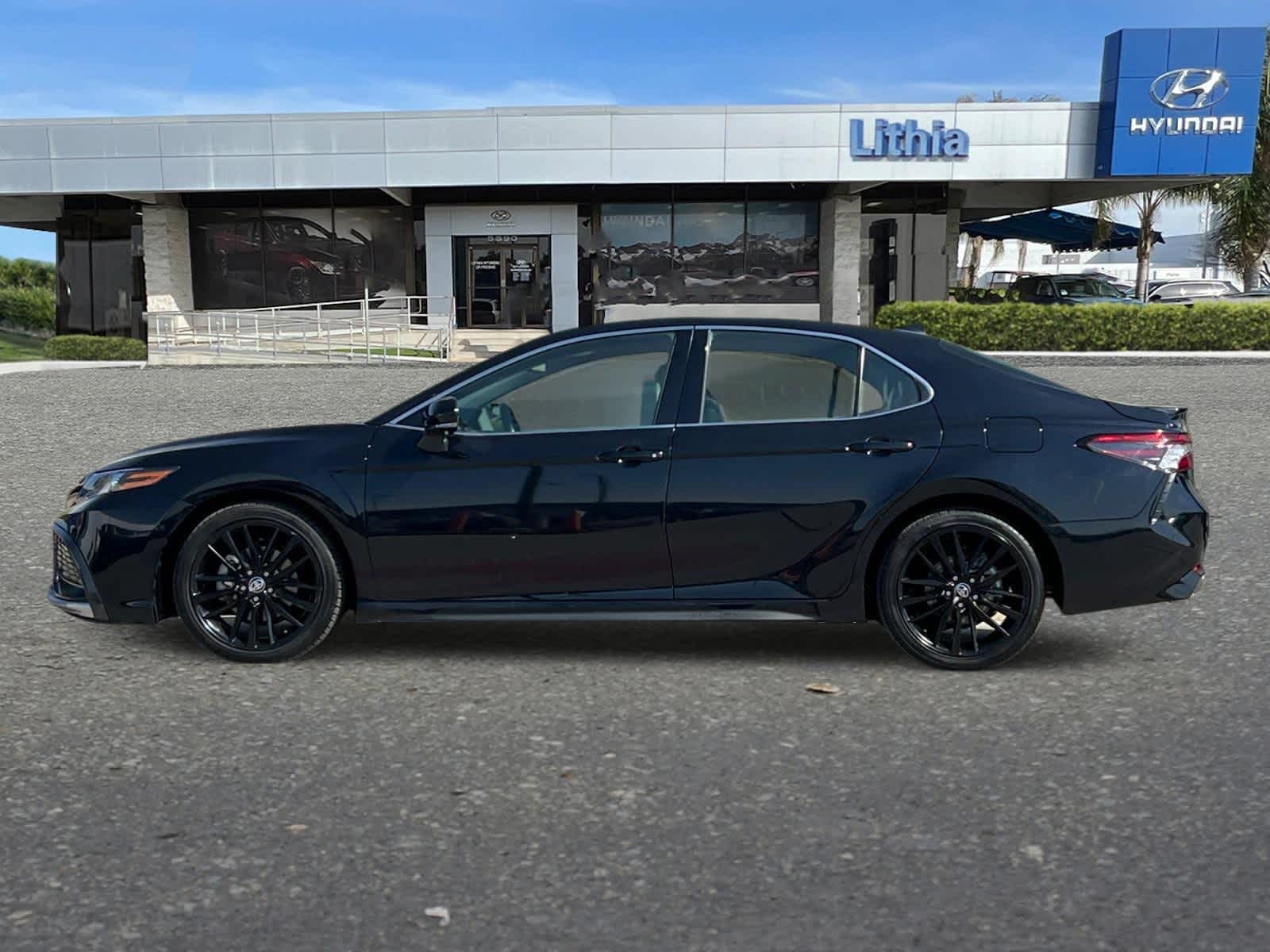 2022 Toyota Camry XSE 5