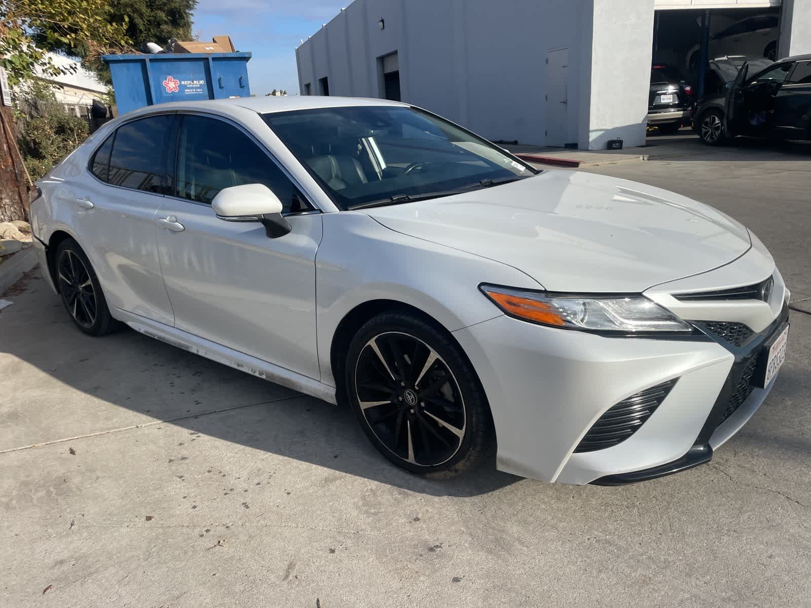 2020 Toyota Camry XSE 3