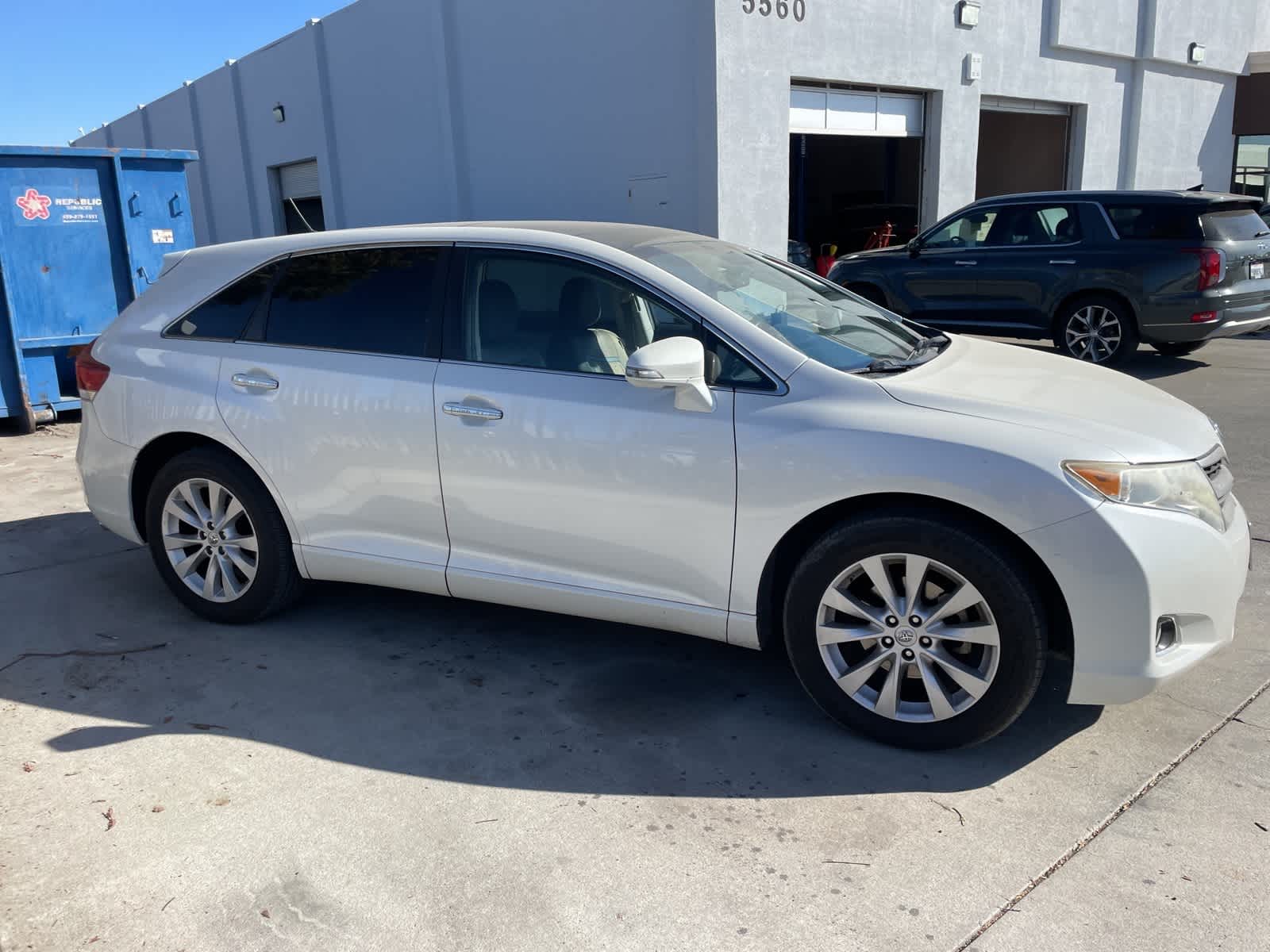 2014 Toyota Venza XLE 4