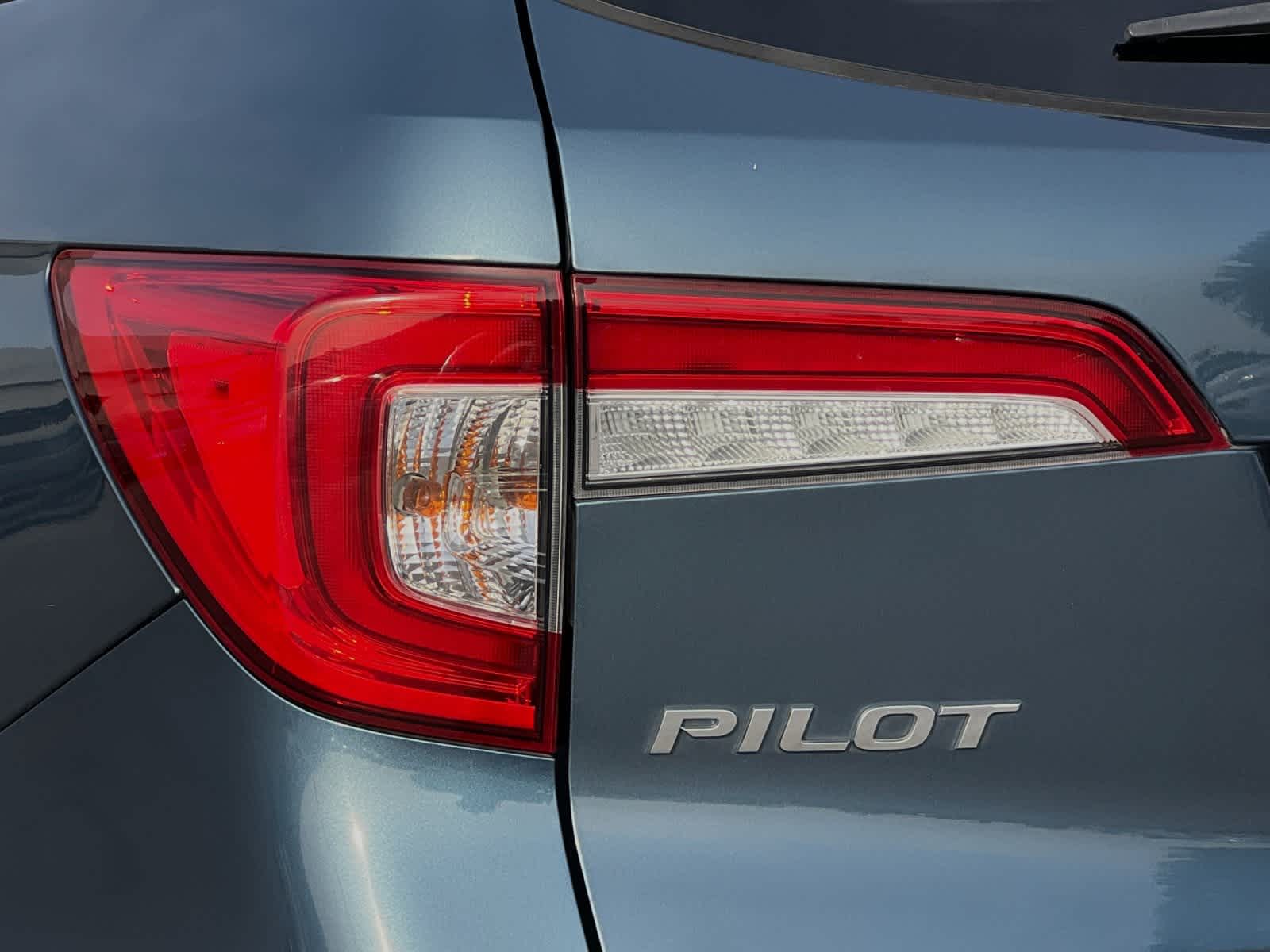 2019 Honda Pilot EX 27