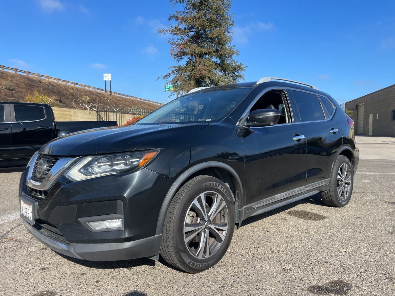 2018 Nissan Rogue SL 2