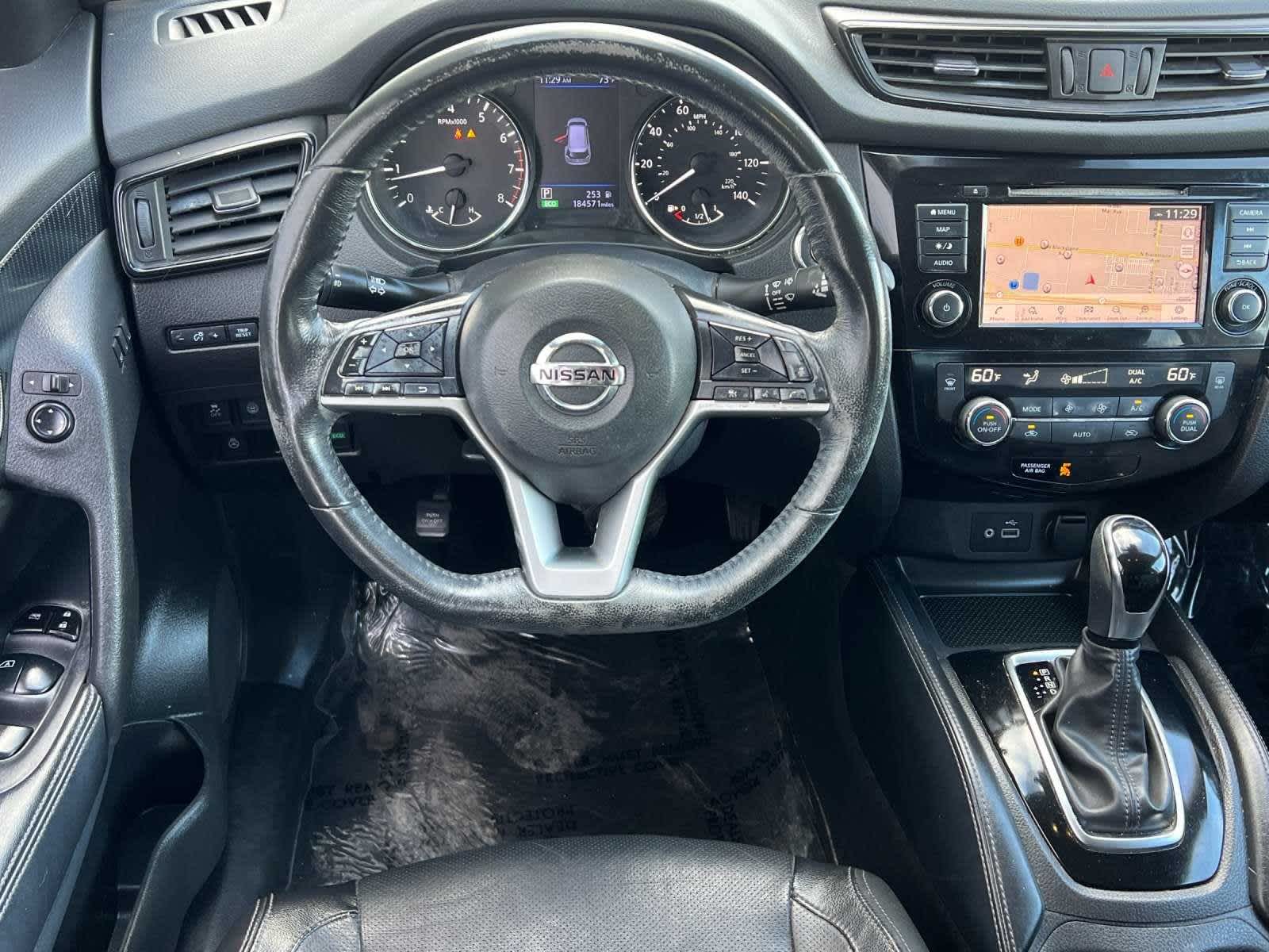 2018 Nissan Rogue SL 14