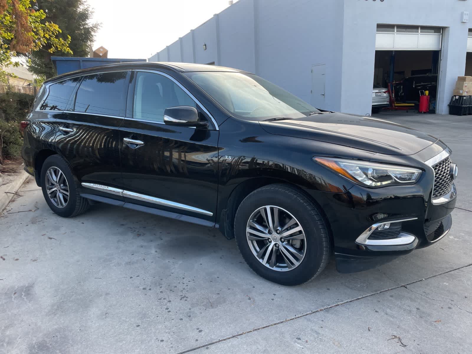 2019 INFINITI QX60 PURE 3