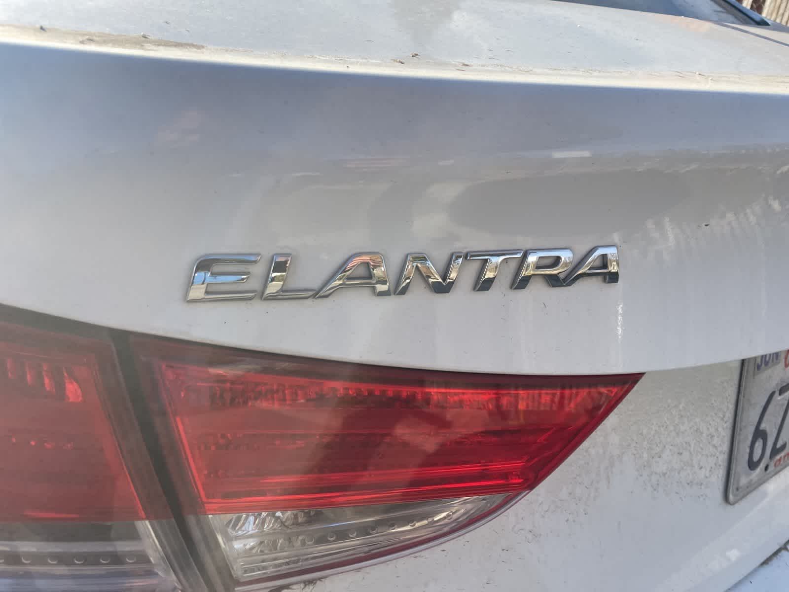 2013 Hyundai Elantra GLS PZEV 16