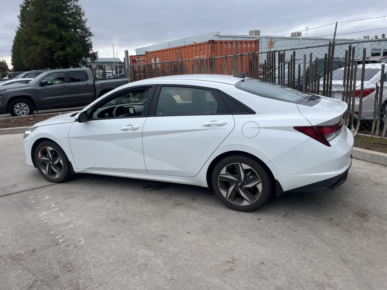 2023 Hyundai Elantra SEL 9