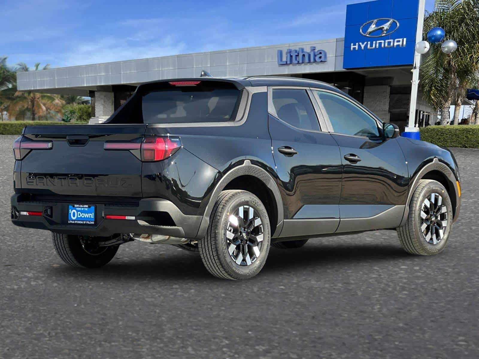 2025 Hyundai Santa Cruz SEL FWD 2