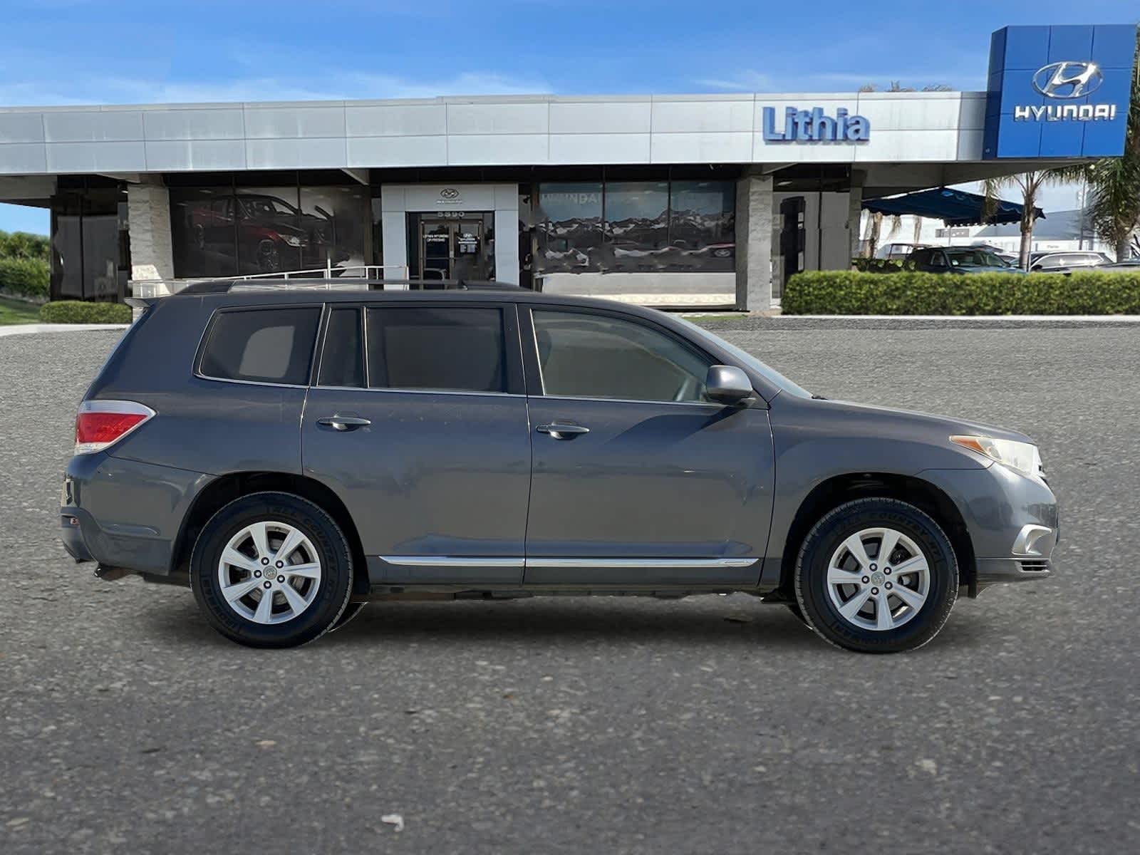 2012 Toyota Highlander SE 8