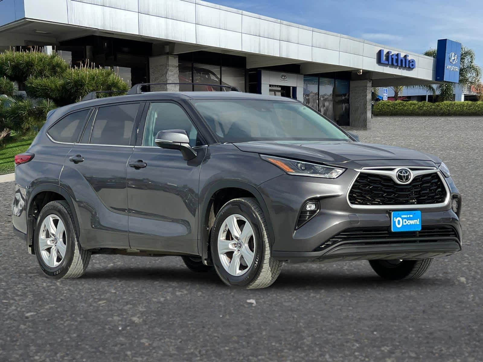 2021 Toyota Highlander LE 9