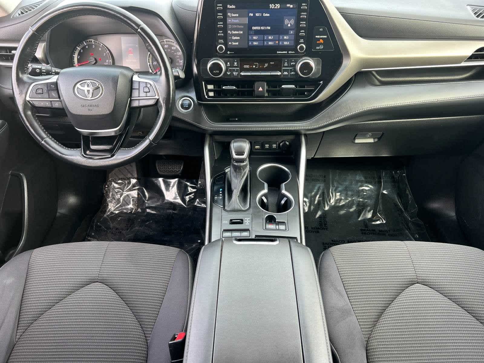 2021 Toyota Highlander LE 3