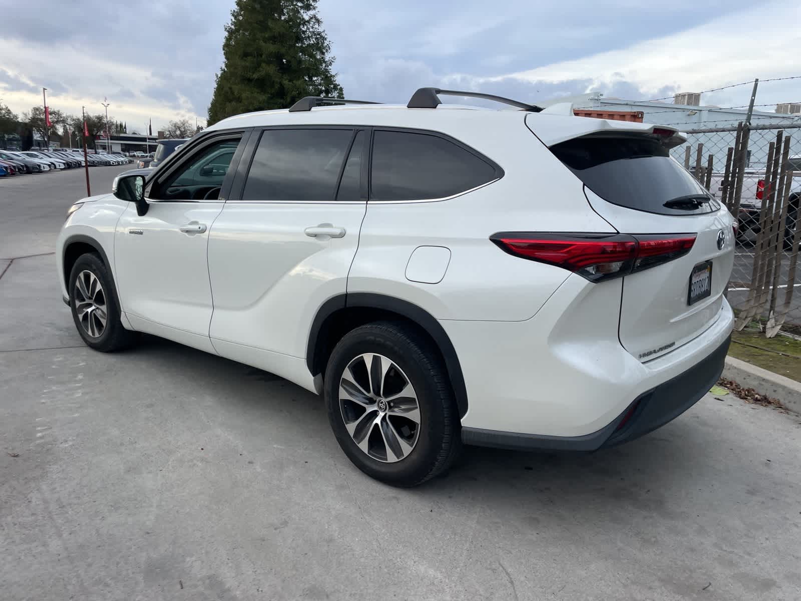 2020 Toyota Highlander Hybrid XLE 6