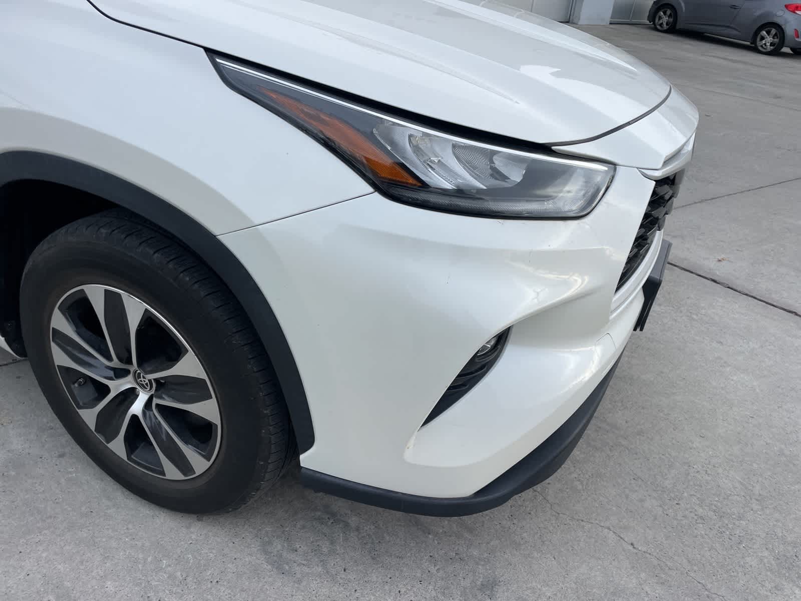 2020 Toyota Highlander Hybrid XLE 13