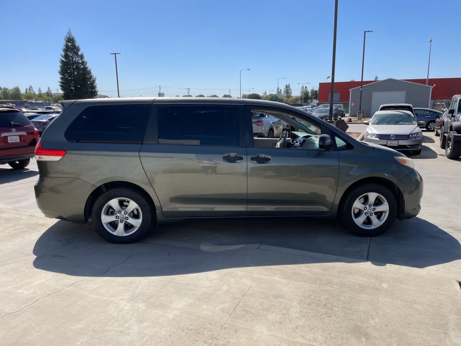 2011 Toyota Sienna BASE 4