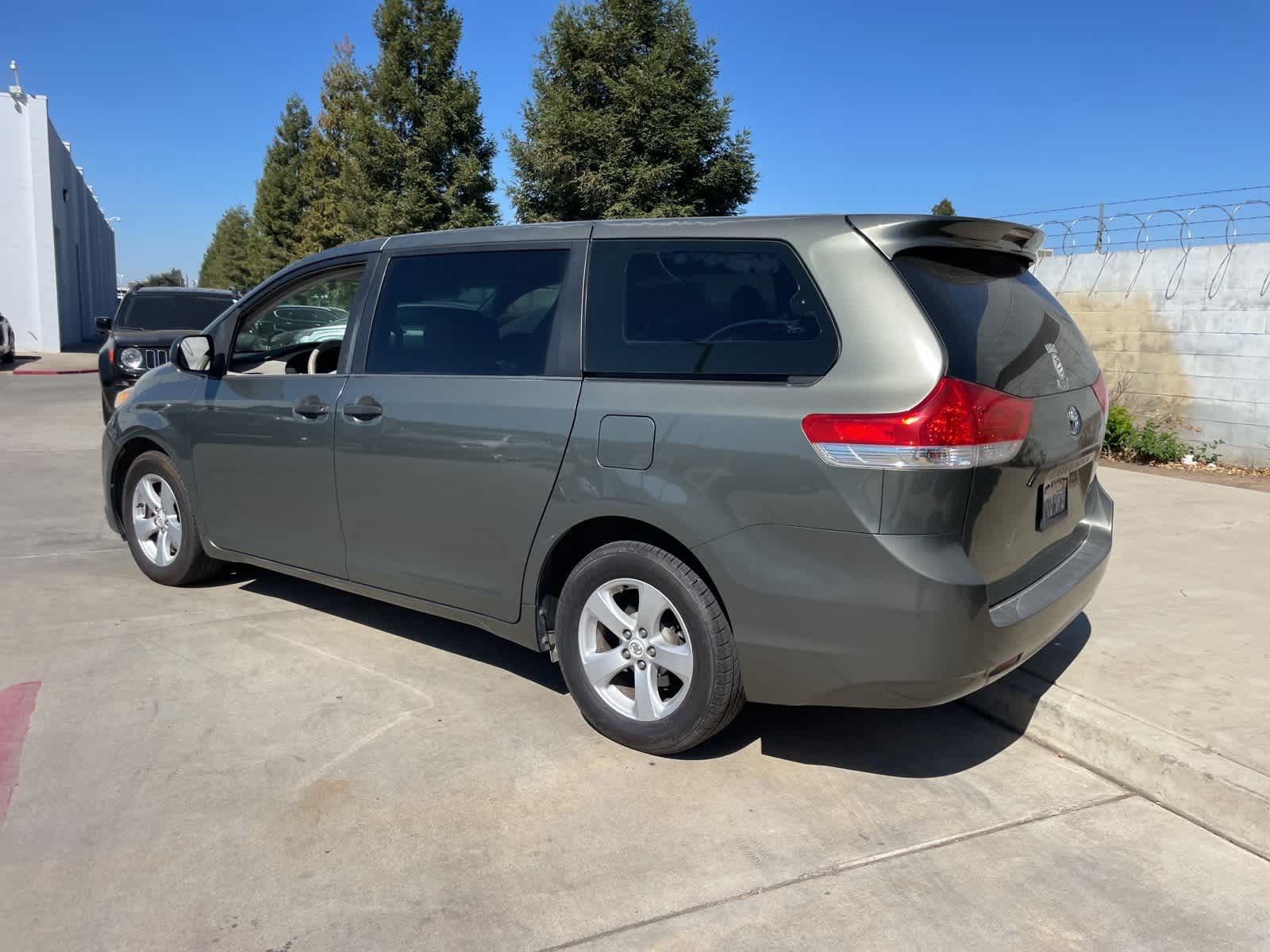 2011 Toyota Sienna BASE 6