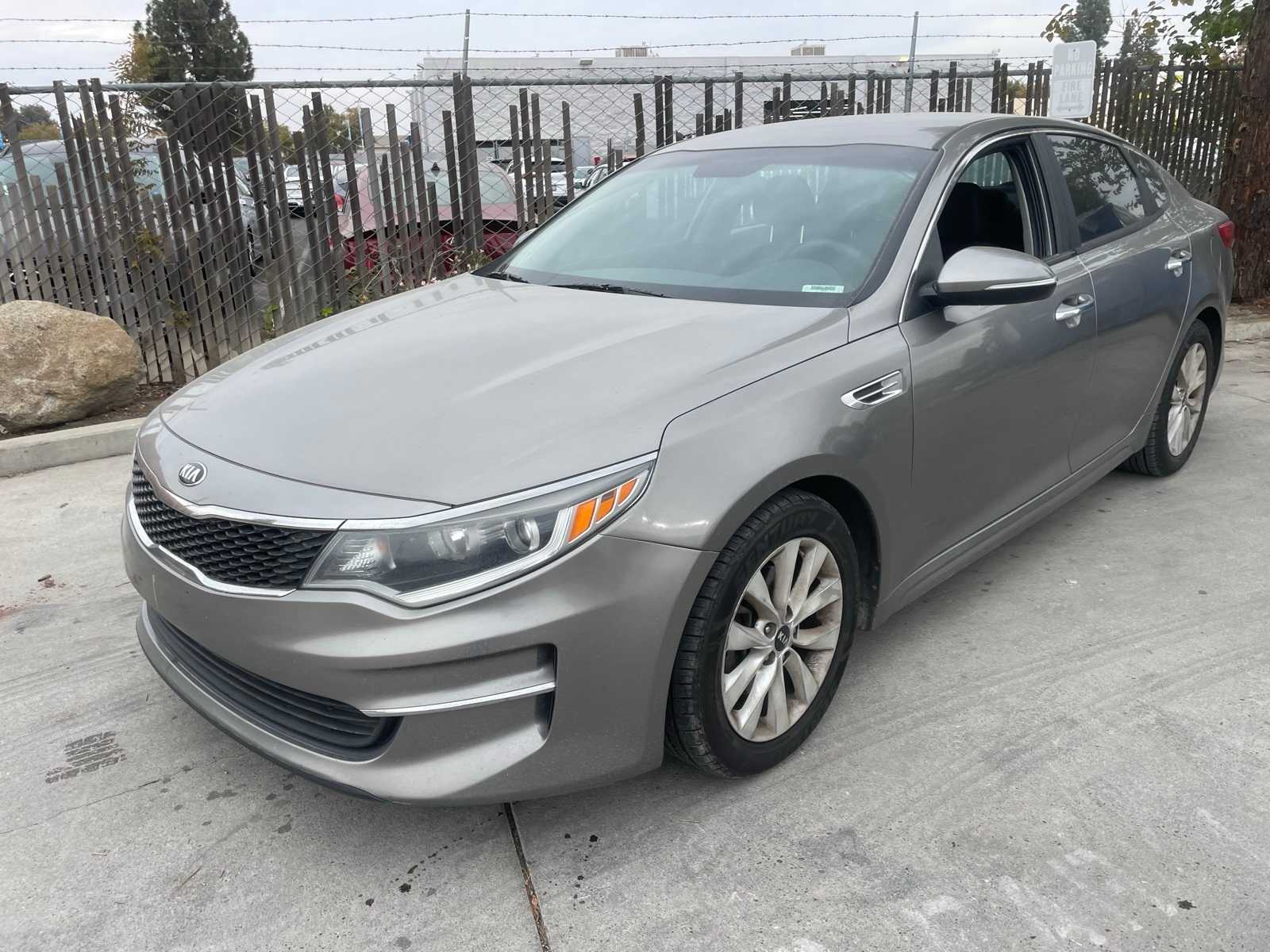 2016 Kia Optima LX 2