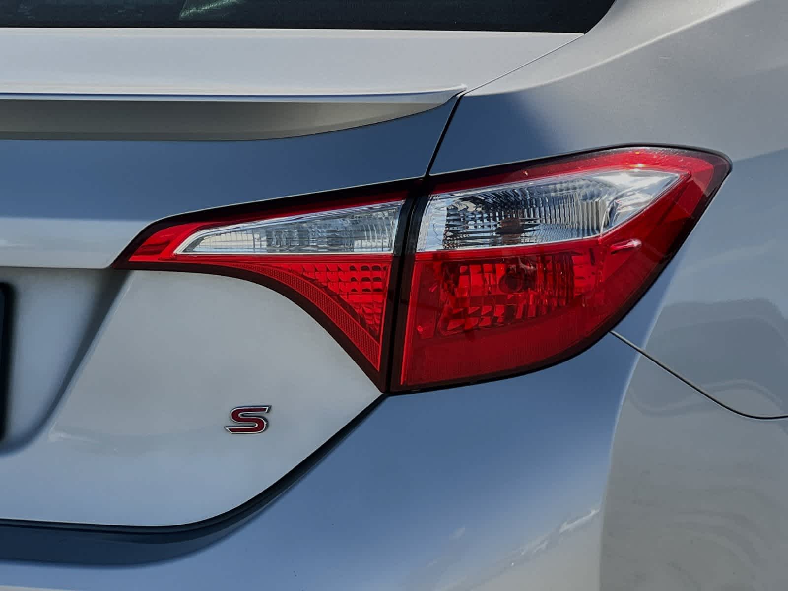 2015 Toyota Corolla L 24