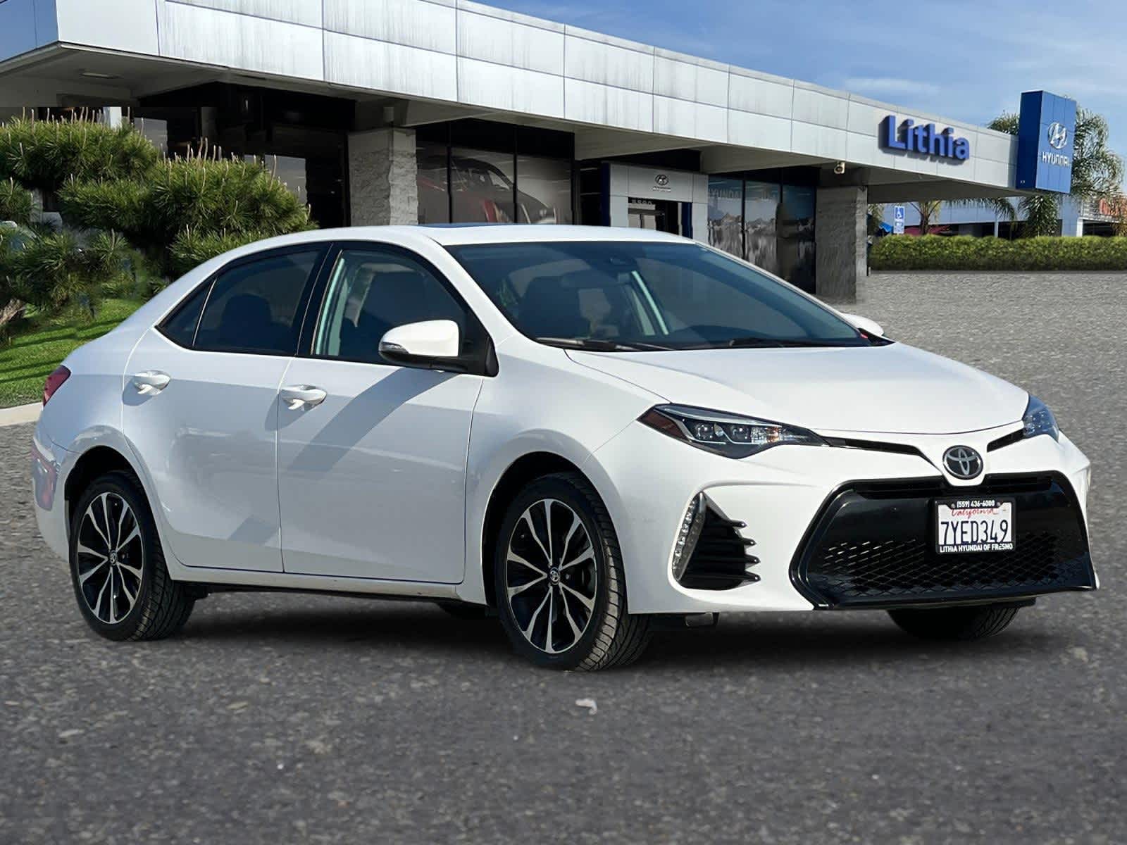 2017 Toyota Corolla SE 9