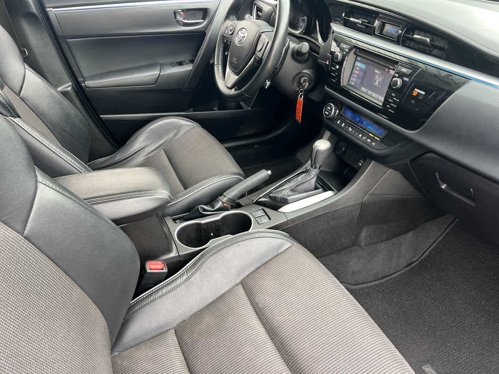 2015 Toyota Corolla S Plus 15