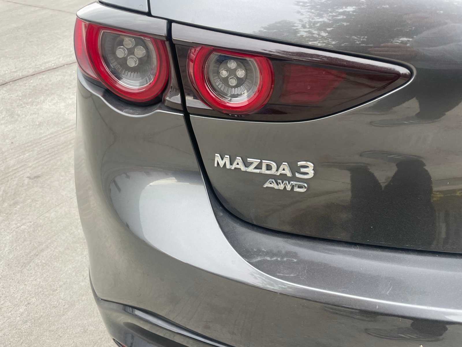 2020 Mazda Mazda3 Hatchback BASE 17