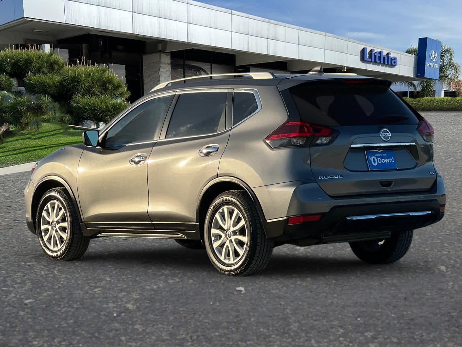 2018 Nissan Rogue SV 6