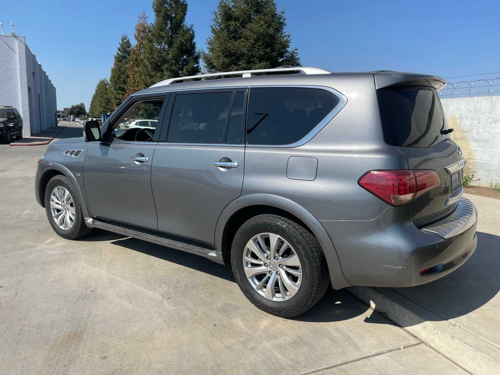 2016 INFINITI QX80  7