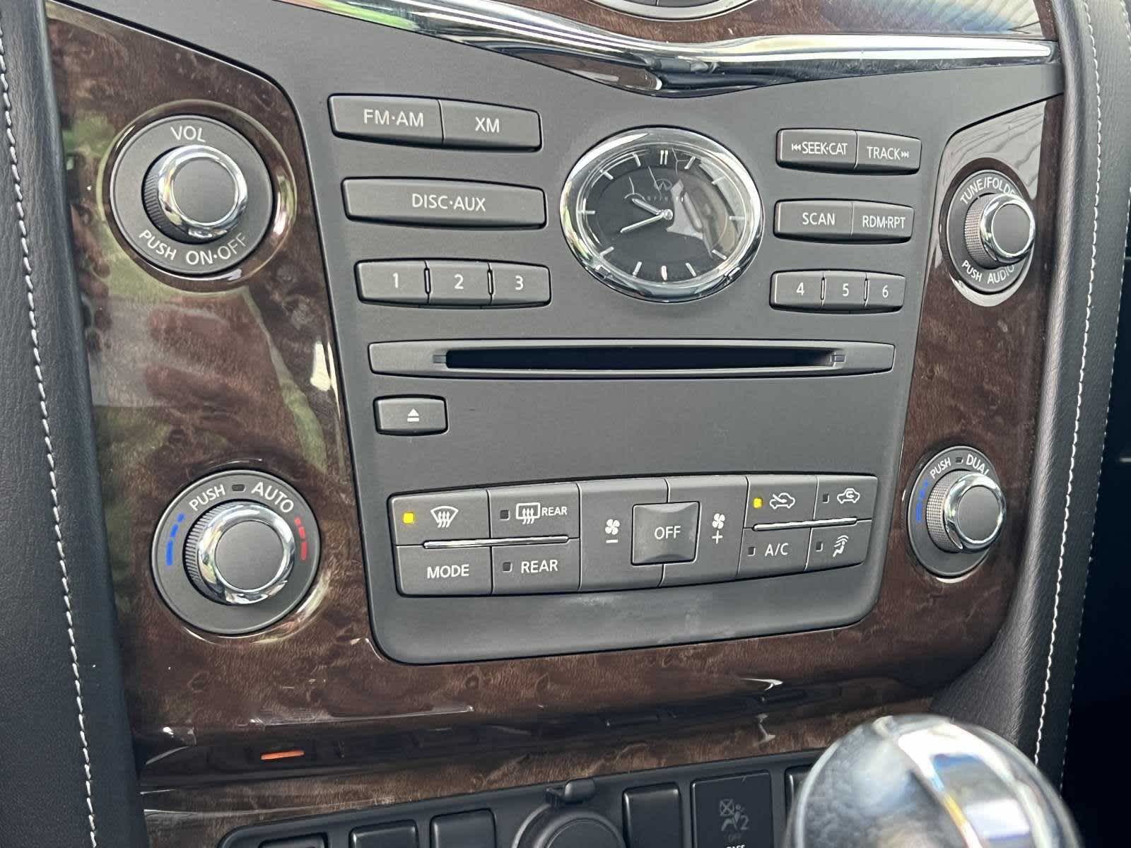 2016 INFINITI QX80  22