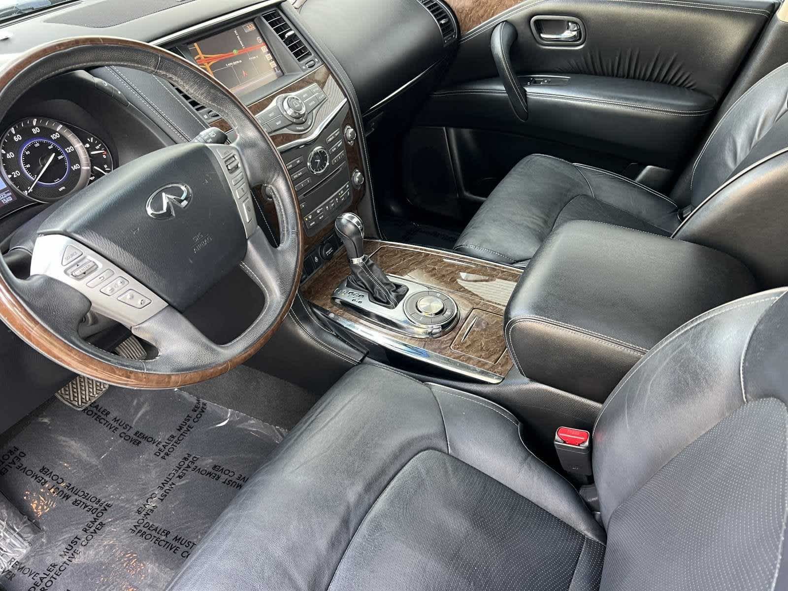 2016 INFINITI QX80  11