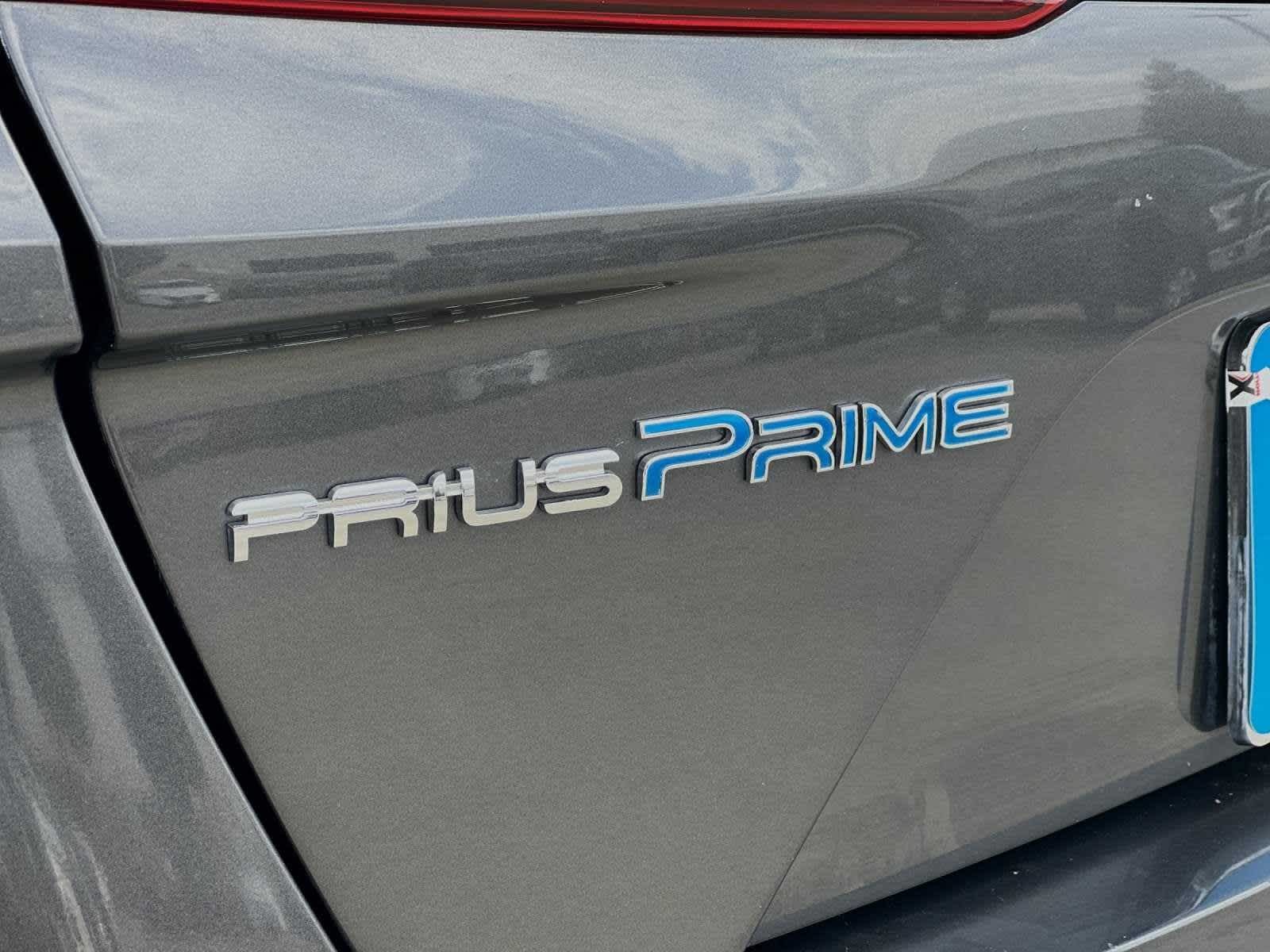 2019 Toyota Prius Prime Plus 27