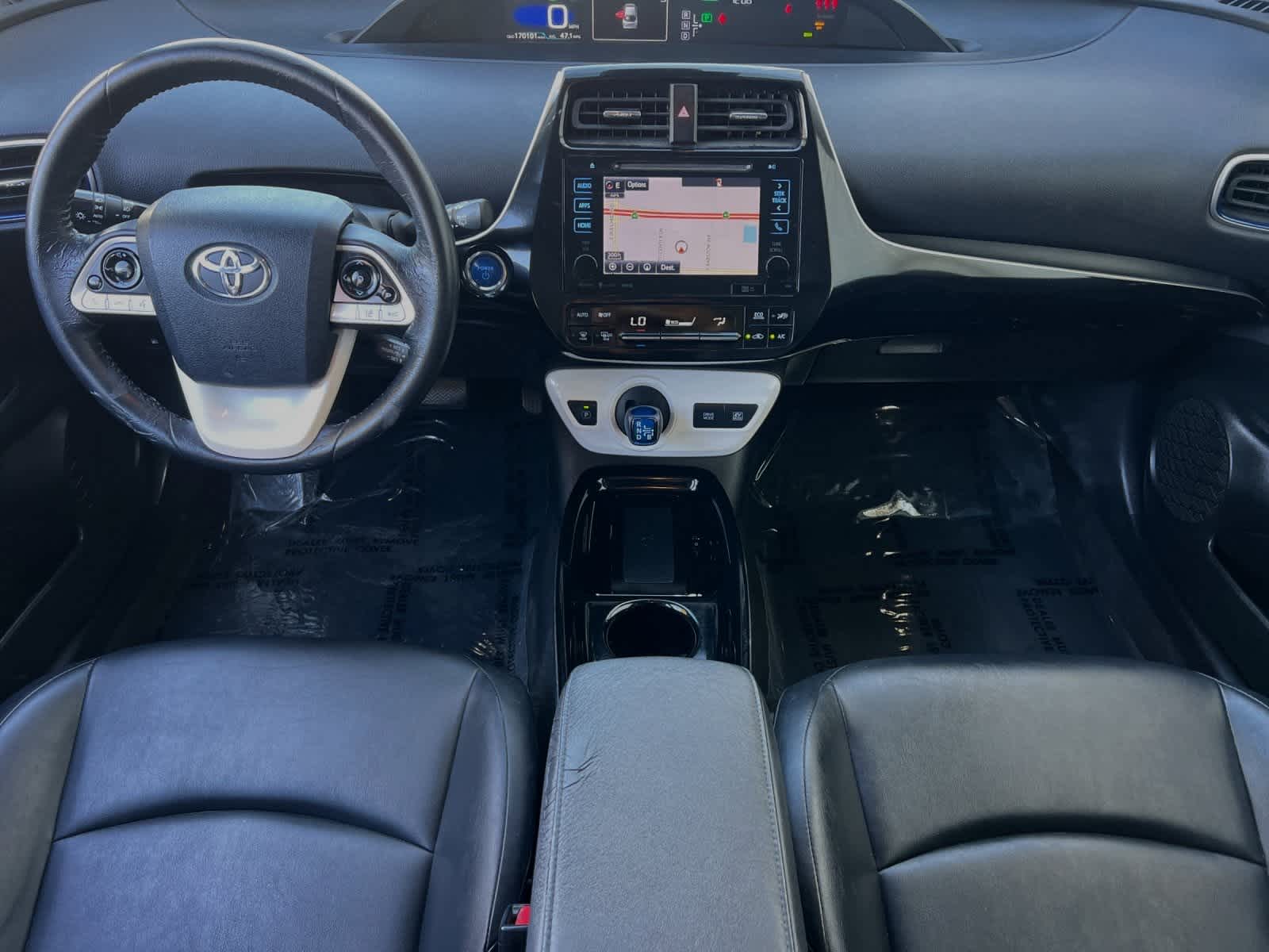 2018 Toyota Prius Three Touring 3