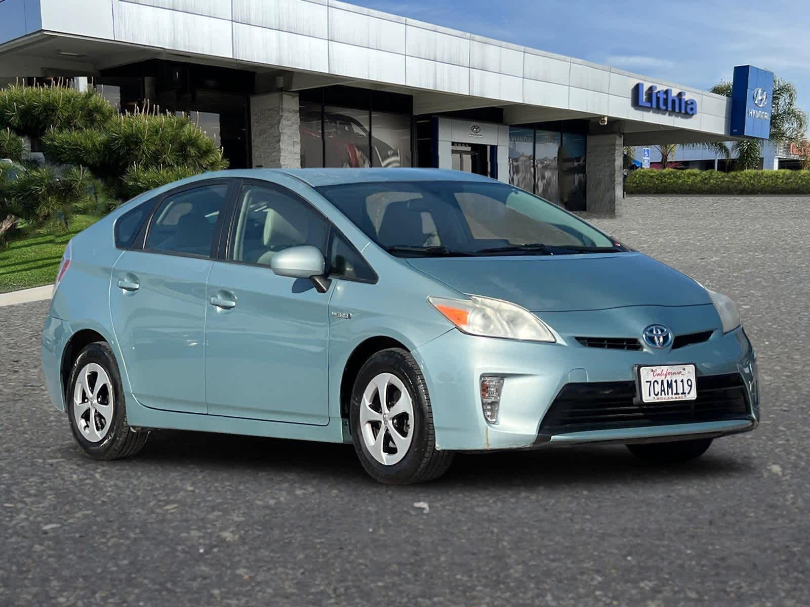 2013 Toyota Prius One 9